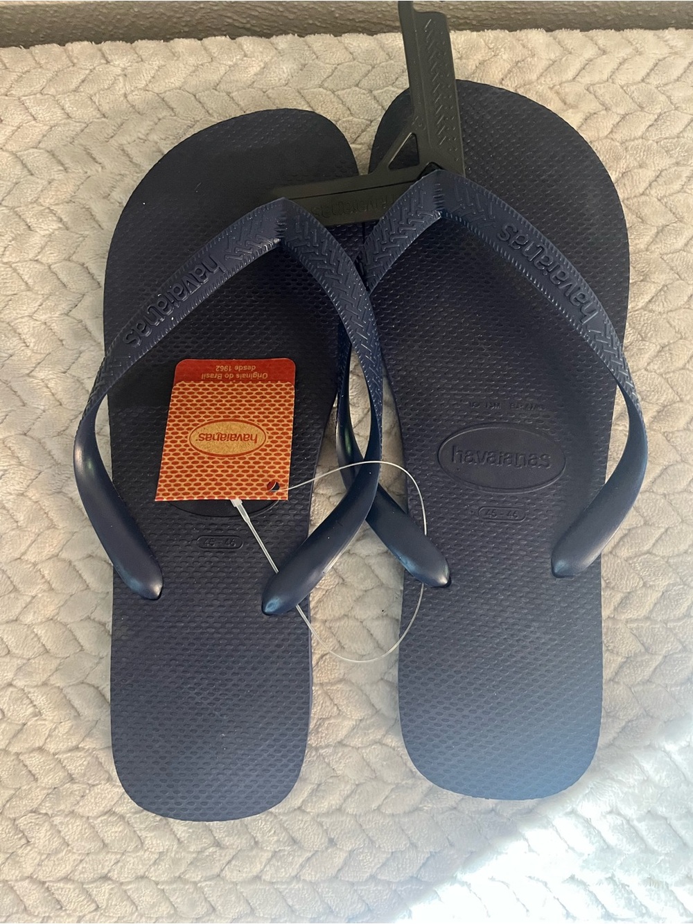 Men’s Havaianas Flip Flops Brand New